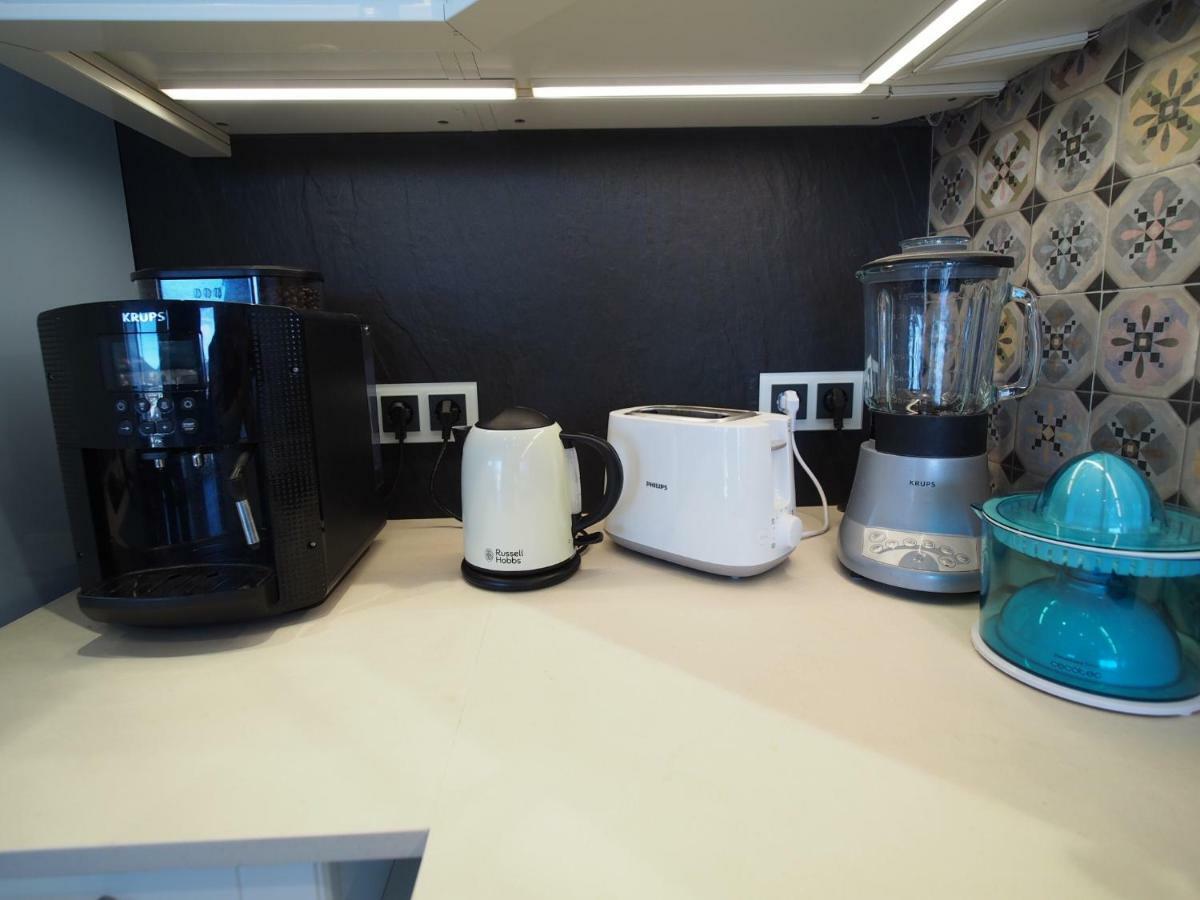 Seafront Apartment In パラモス エクステリア 写真