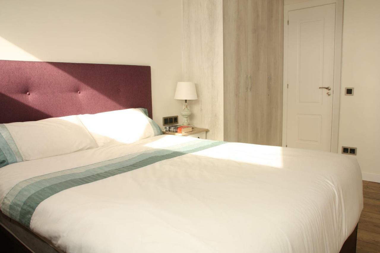 Seafront Apartment In パラモス エクステリア 写真
