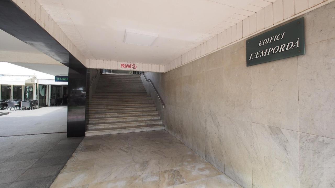 Seafront Apartment In パラモス エクステリア 写真